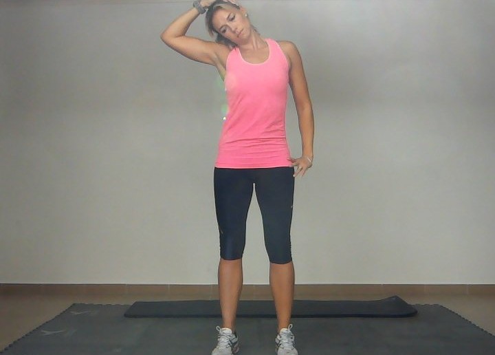 Shoulder and Triceps Stretch Exercise  Golf Loopy - Play Your Golf Like a  Champion