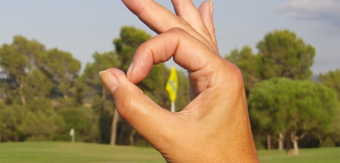 How to Determine Your Dominant Eye - Play Your Golf Like a Champion