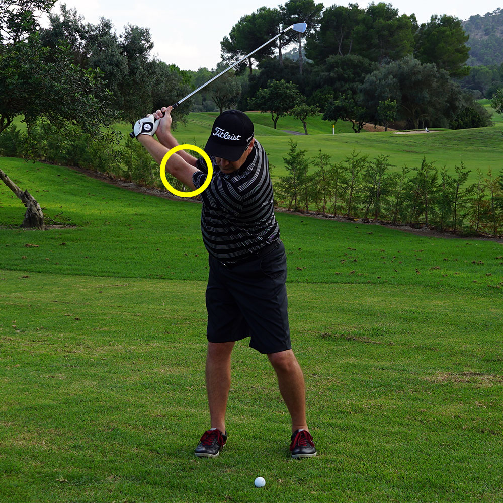 golf-swing-drill-308-backswing-how-to-feel-the-correct-shoulder-plane